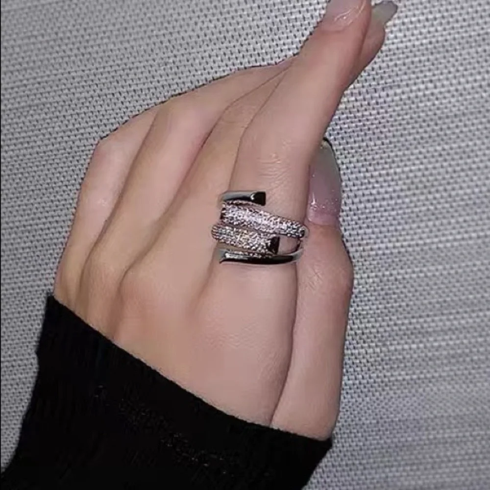 💎 BOGO❗️Silver Uneven Texture fashion Ring - Picture 3 of 8